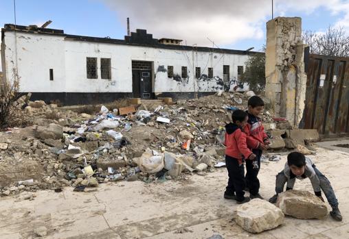 Niños jugando en Deir Hafer