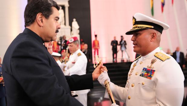Nicolás Maduro participa en una ceremonia de ascensos a oficiales de la Fuerza Armada Nacional