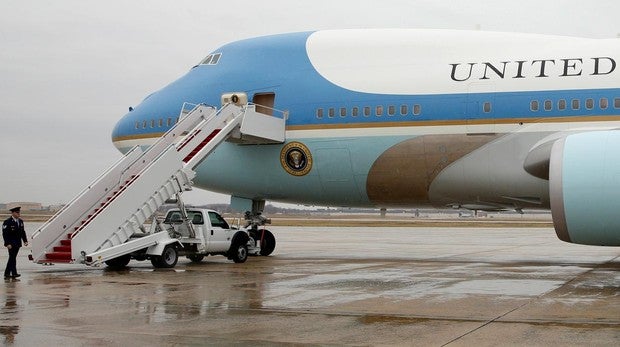 Trump anuncia que el nuevo Air Force One llevará los colores de la bandera  de Estados Unidos