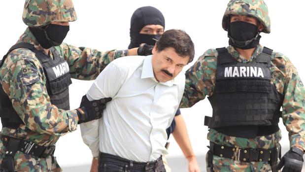 El dirigente del cártel de Sinaloa, Joaquín «El Chapo» Guzmán, tras su detención en 2014