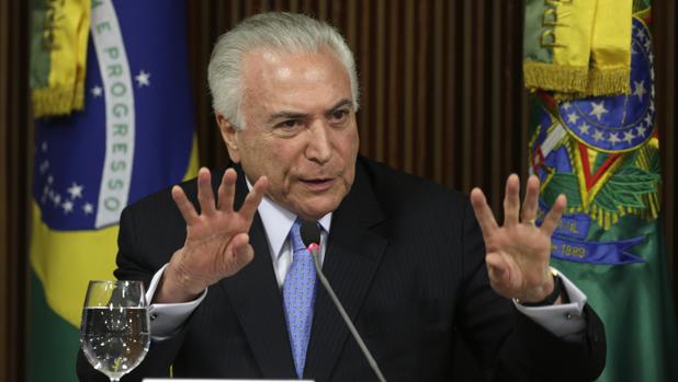 El presidente de Brasil, Michel Temer, durante una reunión con gobernadores