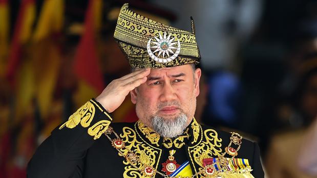 El puesto de Yang di-Pertuan Agong es el título oficial del Jefe de Estado constitucional de la federación de Malasia.