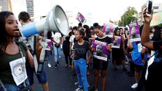 Manifestantes de la comunidad etíope en Tel Aviv