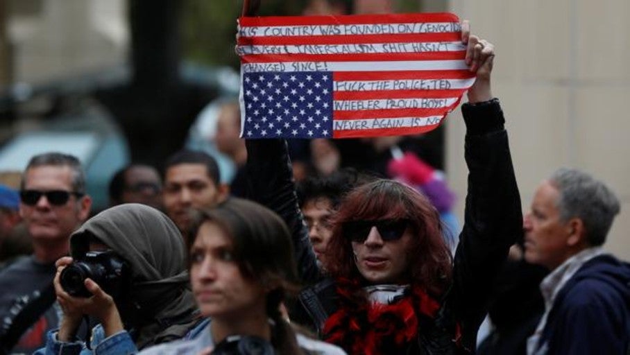 Al menos seis heridos leves y 13 detenidos en Portland durante las protestas