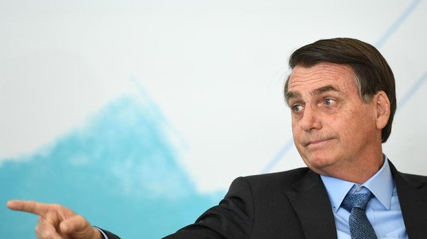 Bolsonaro critica la decisión de Macron de incluir los incendios del Amazonas en la agenda del G-7