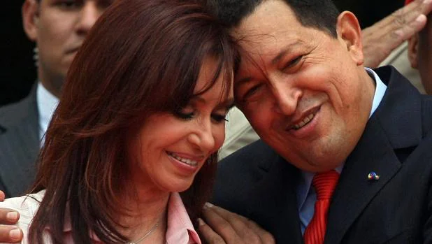 Cristina Kirchner y Hugo Chávez, en Caracas en 2008