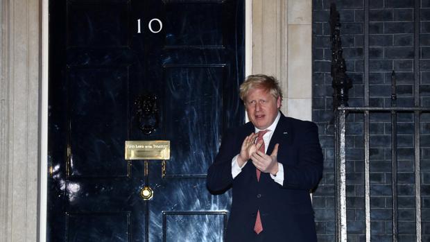 Boris Johnson regresará al Gobierno este lunes tras superar el Covid-19