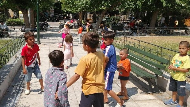 Crisis migratoria en Grecia: miles de refugiados legales se verán en la calle, sin vivienda ni trabajo