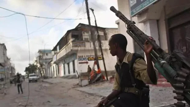 Mueren diez personas en un ataque achacado a Al Shabaab en el centro de Somalia