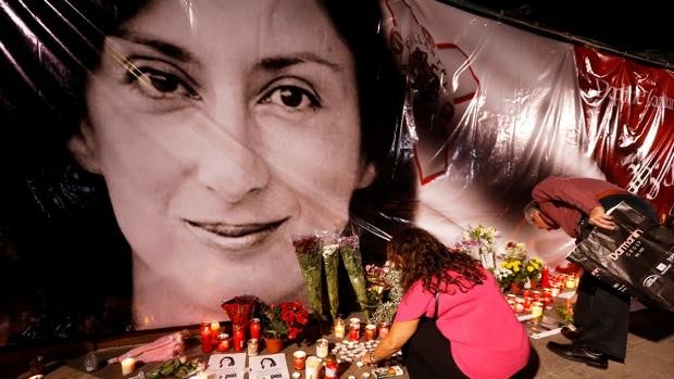 Uno de los tres acusados del asesinato de la periodista maltesa se declara culpable en el juicio