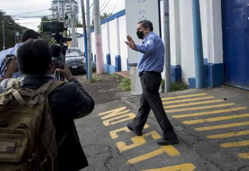 The former Nicaraguan ambassador to Costa Rica Mauricio José Díaz Dávila appears before the Public Ministry this Tuesday.  The opposition party Ciudadanos por la Libertad (CxL), to which he belongs, denounced that he was violently detained after leaving an appointment at the Prosecutor's Office