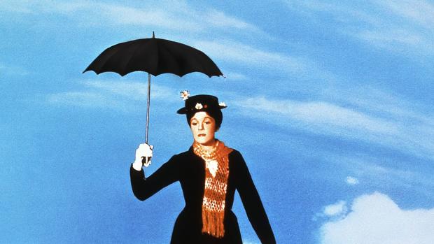 Julie Andrews en una escena de Mary Poppins