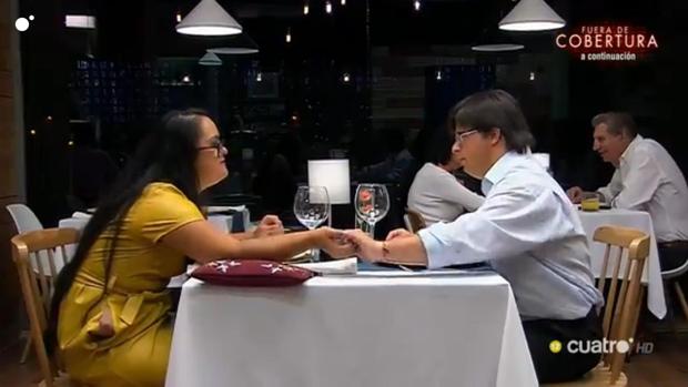Sara y Manolo durante su cita en «First Dates»