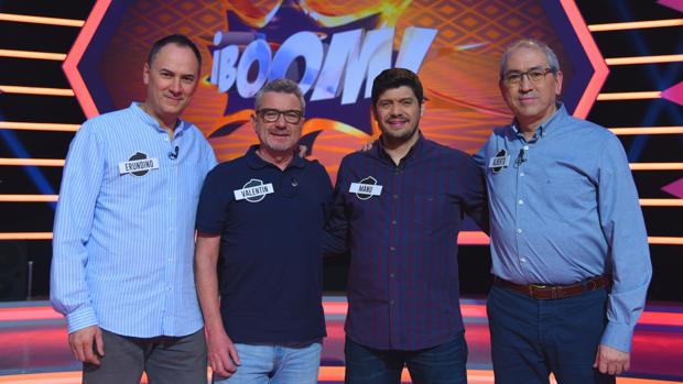 Erundino, Valentín, Manu y Alberto componen «Los Lobos»