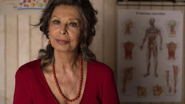 Sofía Loren, fotografiada por Regine de Lazzaris en «Variety»