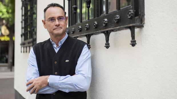 Pedro Baños cuenta que habrá líneas que no puede traspasar