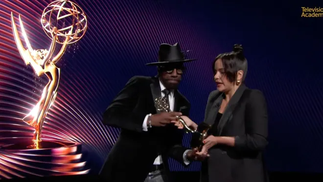 JB Smoove y Melissa Fumero presentaron las candidaturas