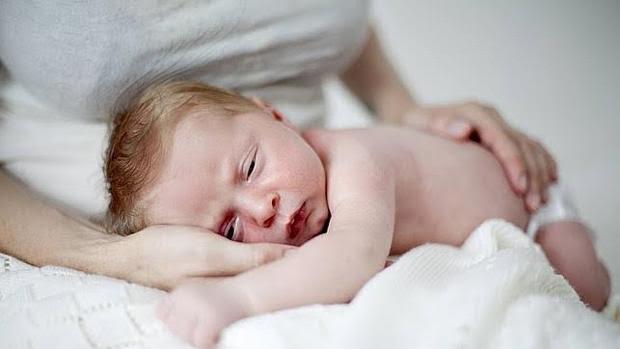 Los niños nacidos por cesárea tienen mayor riesgo de obesidad