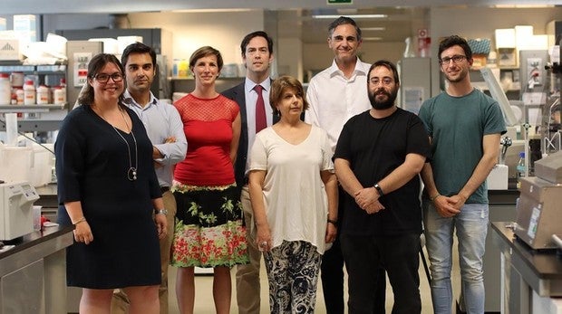 De izda. a dcha Marta Román, Fernando Domínguez, Laura Padrón-Barthe, Pablo García-Pavía, Giovanna Giovinazzo, Enrique Lara-Pezzi, Demetrio J. Santiago y Javier Larrasa-Alonso.