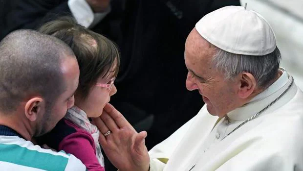 Religión: El Papa: «El problema ético del capitalismo es que crea pobres a los que luego quiere esconder»