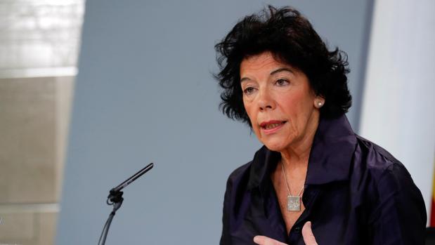 La ministra de Educación y portavoz del Gobierno, Isabel Celaá