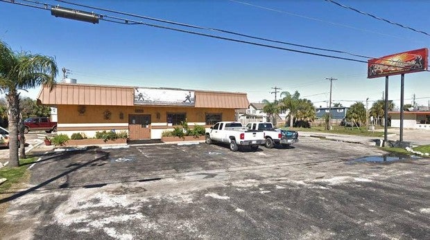 Lugar en el que el padre esacionó su coche con su hijo en el interior