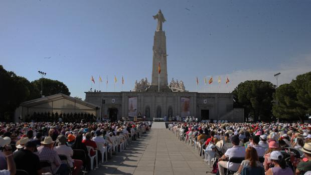 Misa en el Cerro de los Ángeles de Getafe