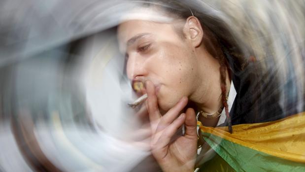Los mayores de edad podrán comprar cannabis para uso recreativo