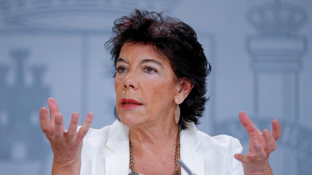 La ministra de Educación, Isabel Celaá