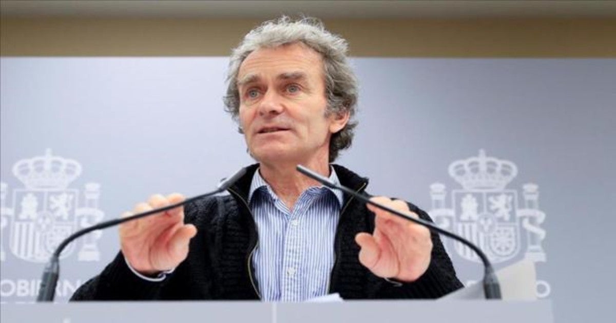 Fernando Simón: «El 33 por ciento de los casos tienen más de 65 años y el  18 por ciento, más de 75»