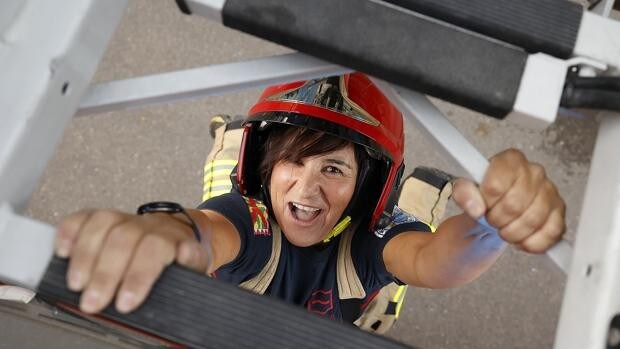 Ana Benito, cabo del servicio municipal de bomberas de Huesca