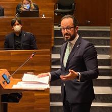 Blanco, durante el debate