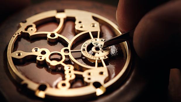 Mecanismo interior de un reloj