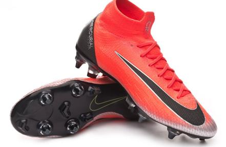 CR7 superfly 6 elite anti clog