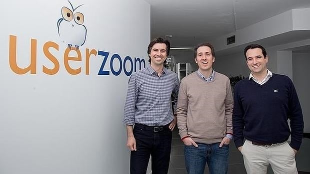 De izquierda a derecha, Alfonso de la Nuez, Xavier Mestres y Javier Darriba