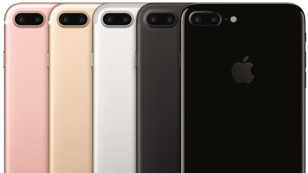 Detalle del modelo iPhone 7 Plus, modelo más reciente de la firma