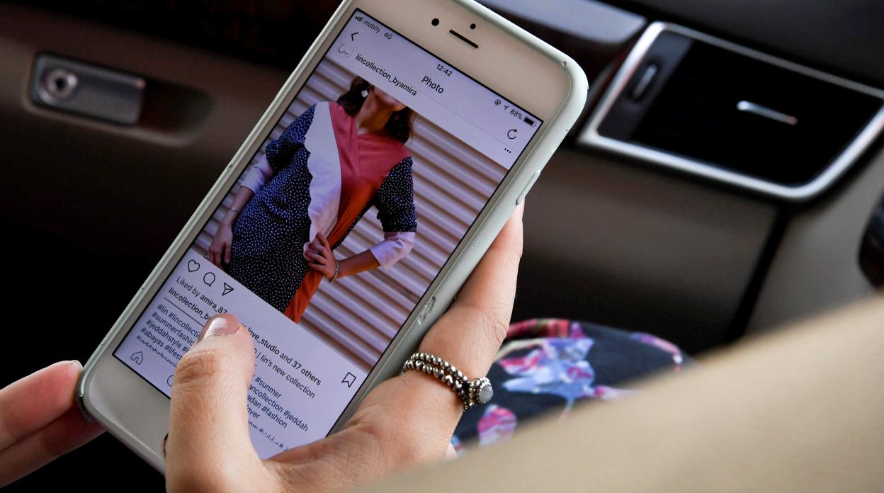 Resultado de imagen de instagram telefono