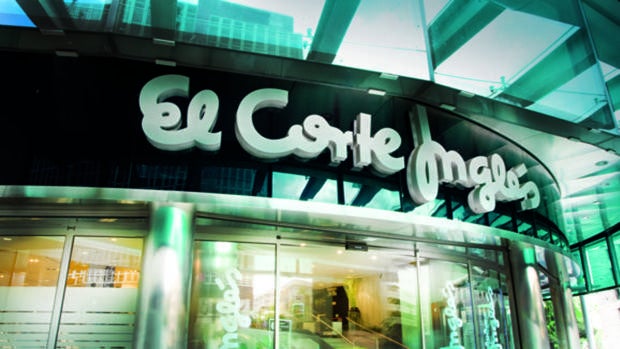 Cuidado con la última estafa en WhatsApp: suplantan a El Corte Inglés ofreciendo tarjetas de 500 euros