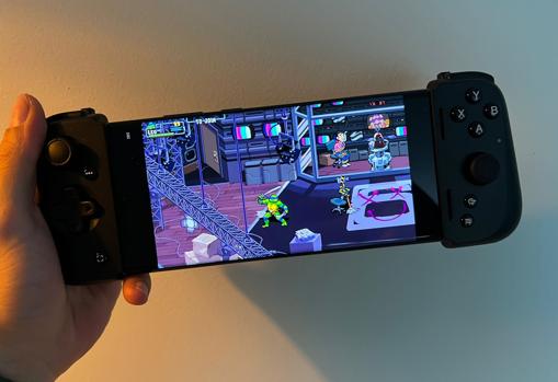 Probando el periférico con el nuevo 'Teenage Mutant Ninja Turtles: Shredder's Revenge'