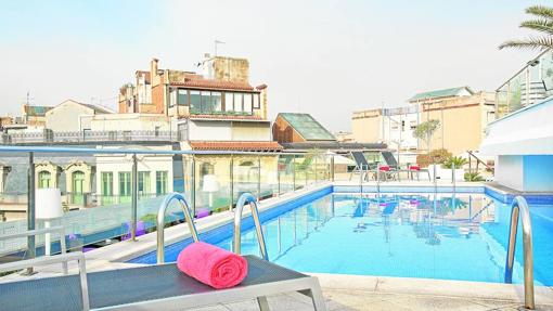 Piscinas que te dejarán sin aliento en diez azoteas de España