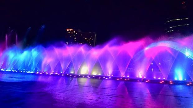 «Iconic Multimedia Water Features»