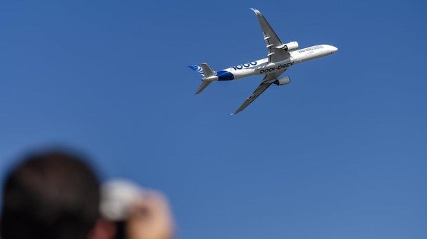 Un avión A350-1000 durante el Paris Air Show