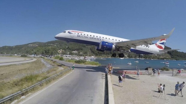 avion-grecia-kpNF--620x349@abc.jpg