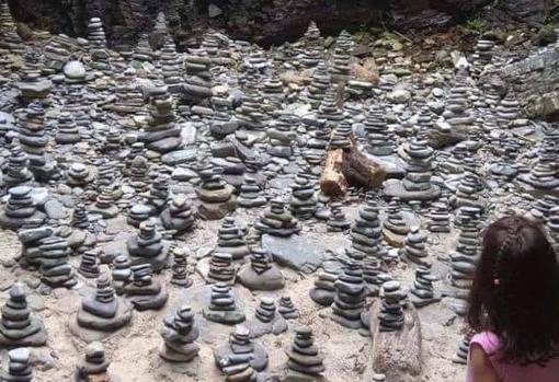Foto tomada en la Playa de las Catedrales y difundida por la Fundación Telesforo Bravo Juan Coello