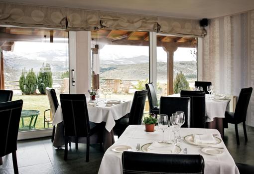 El Milano Real restaurant dining room