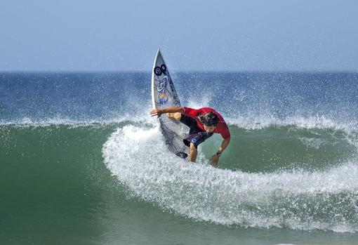 Surf en Playa Jaco